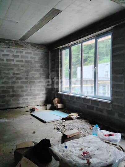 1-к. квартира, 40 м², 1/4 эт.