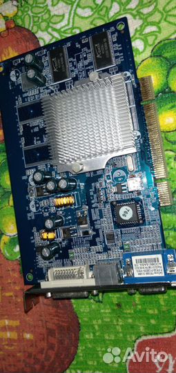 Видеокарты Ge Force Fx5200,128mb; Tnt 2 pro 32мб