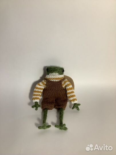 Вязаная лягушка