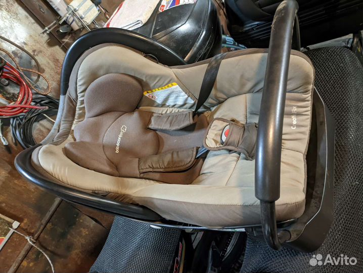 Автокресло Bebe Confort Maxi Cosi