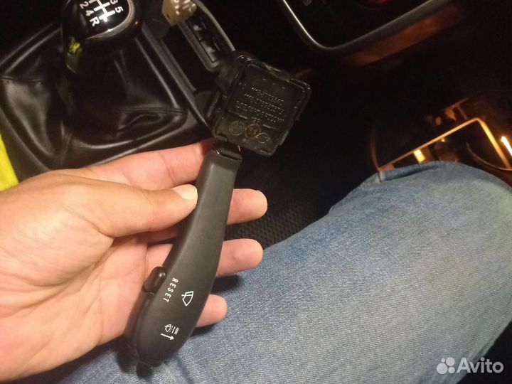 Правый подрулевой переключатель