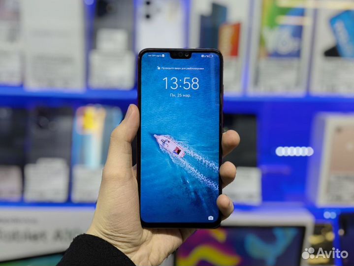 HONOR 8X, 4/64 ГБ