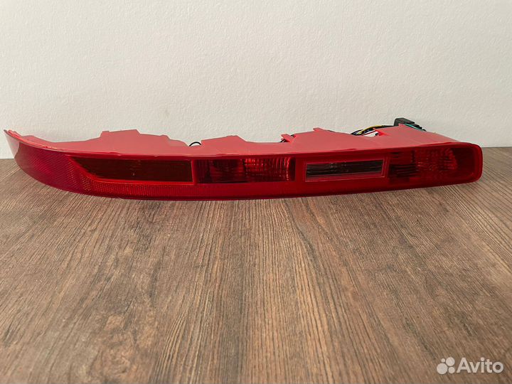 Фонарь задний в бампер левый Audi Q7 4L 2005-2015