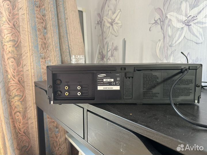 Видеомагнитофон samsung SVR-260