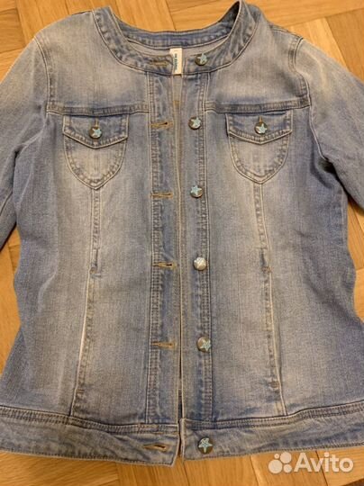 Куртка джинсовая