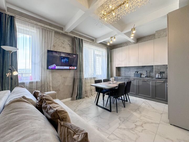 3-к. квартира, 80 м², 12/17 эт.