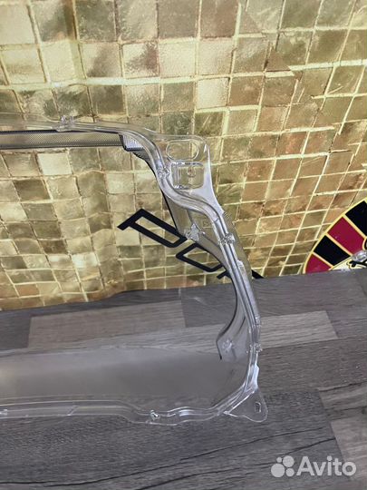 Стекло фары левой Land Rover Discovery 4 2013-2016