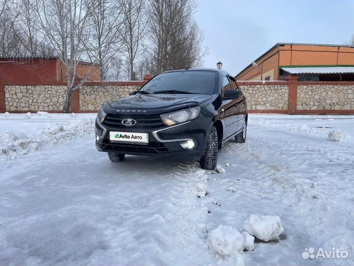 LADA Granta 1.6 МТ, 2018, 100 000 км