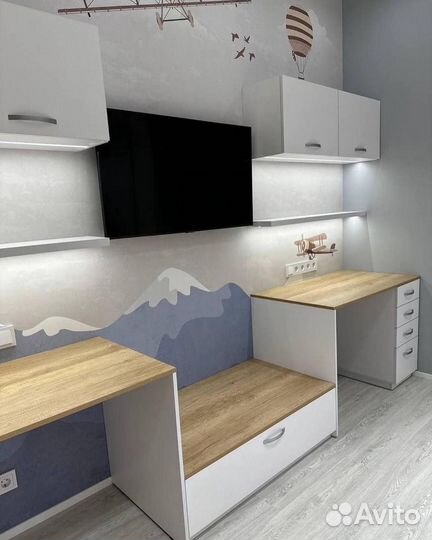 Рабочий стол для детей