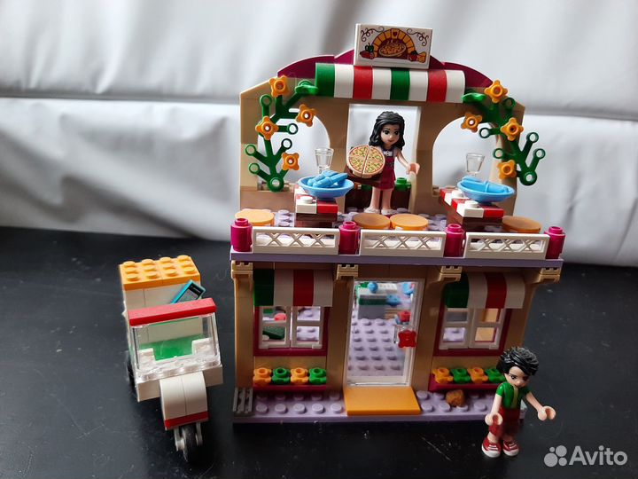 Lego Friends Супермаркет, Кондитерская
