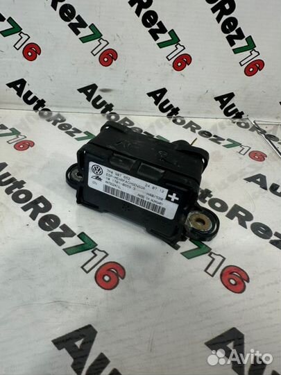 Датчик ускорения Audi Tt 8J cdaa 1.8 2012