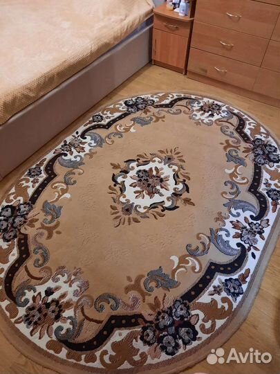 Ковер овальный