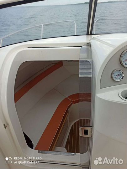 Аренда катера с капитаном, прогулки на катере