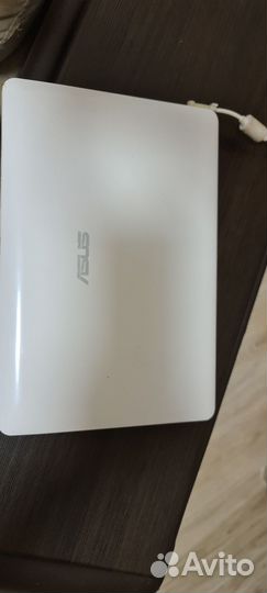 Нетбук Asus eee pc