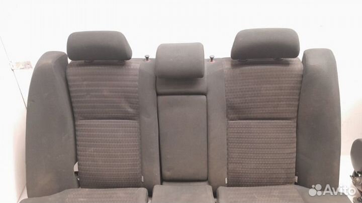 Сиденья комплект Toyota Corolla E150 1zrfe 2007