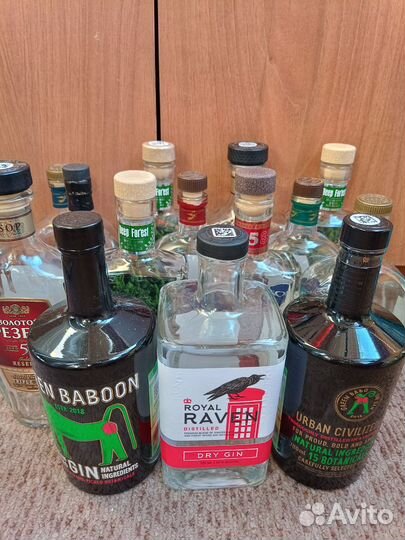 Бутылки стеклянные, 0.5-0.7 л -30 шт