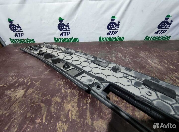 Накладка торпедо сетка Audi A8 D3