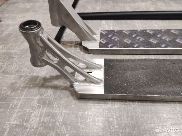 Запчасти для трюкового самоката