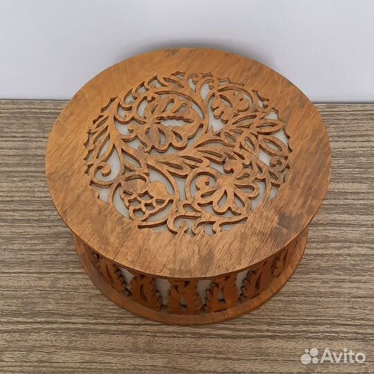 Шкатулка винтажная ручной работы (СССР)