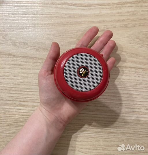 Красная колонка Pringles bluetooth беспроводная