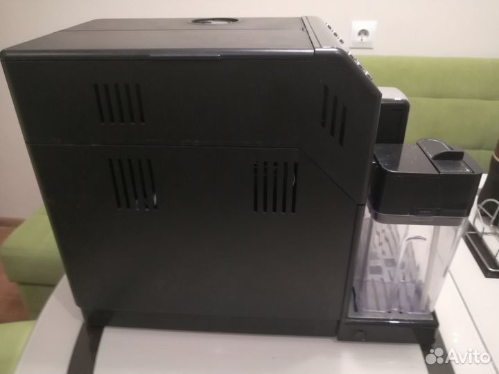 Кофемашина Philips EP3558