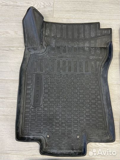 Оригинальные резиновые ковры Renault Koleos 2