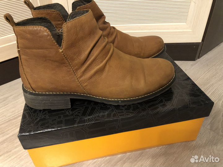 Ботинки женские