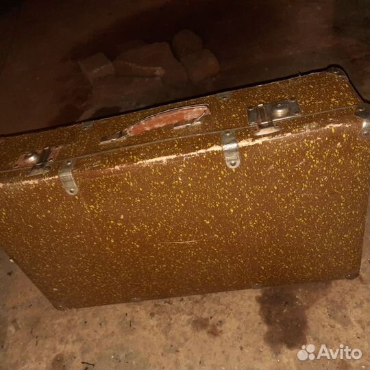 Чемоданы времен СССР