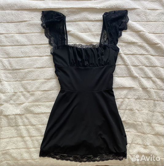 Черное платье мини