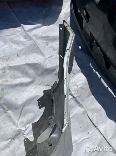 Бампер передний Toyota RAV4 40