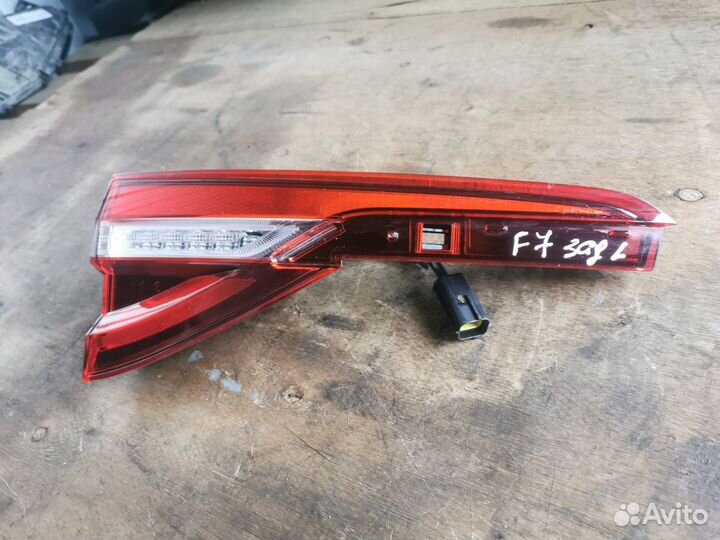 Фонарь внутренний левый LED Haval F7