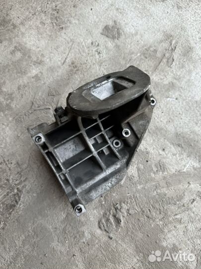 Комплект опор двс Land Rover