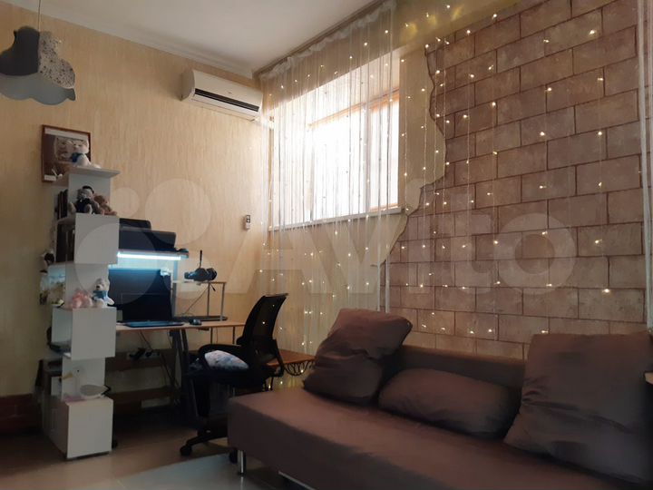 Квартира-студия, 50 м², 1/9 эт.