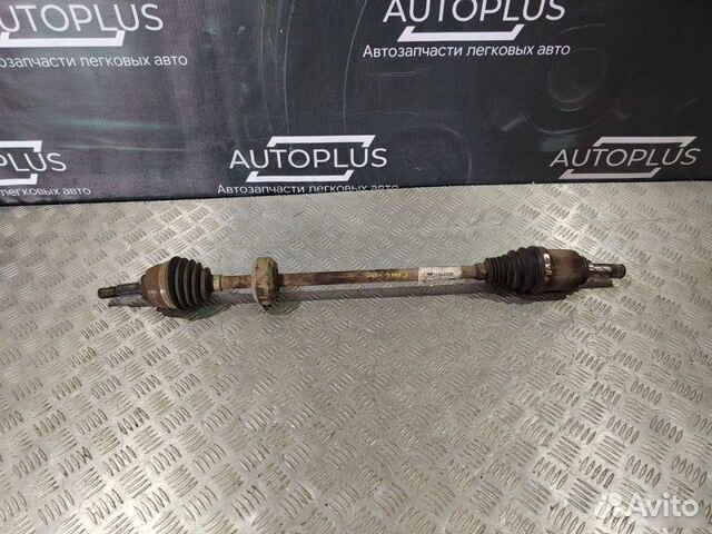 Привод правый Renault Sandero 1.6