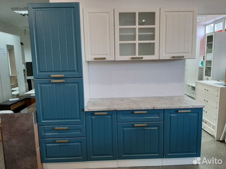 Кухонный гарнитур с пеналом 2,1 м