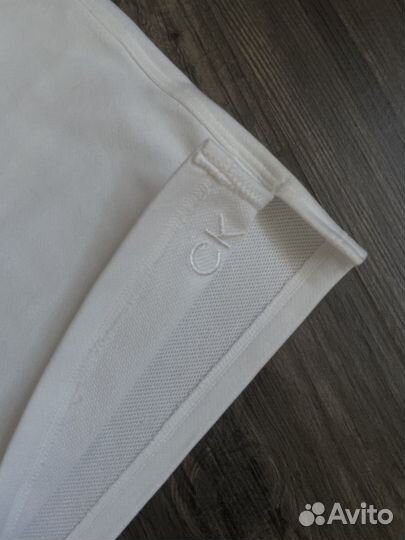 Новые женские шорты Calvin Klein