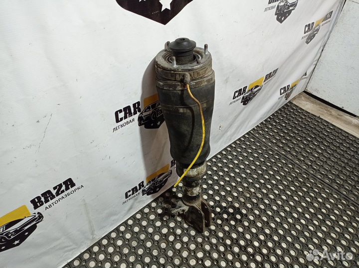 Пневмостойка амортизатора передняя правая R