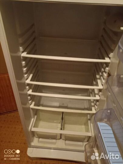 Холодильник бу indesit