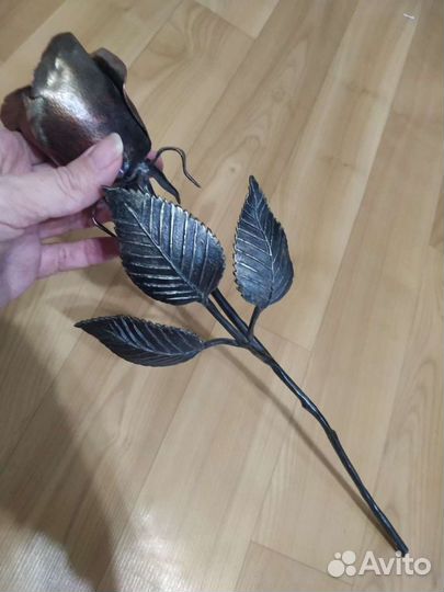 Роза из металла