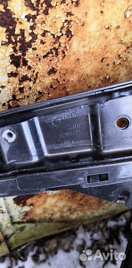 Правая передняя дверь на Опель астра j