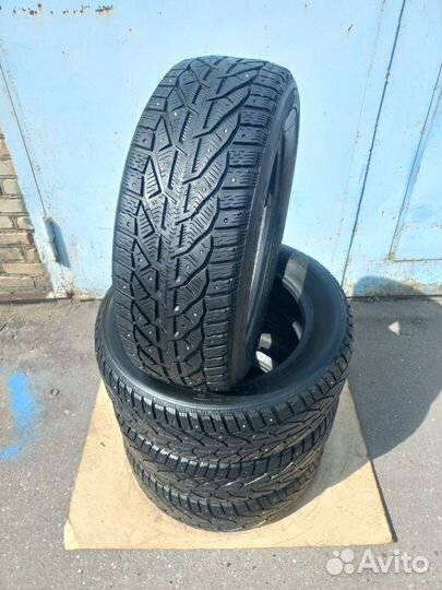 Tigar SUV Ice 225/60 R17