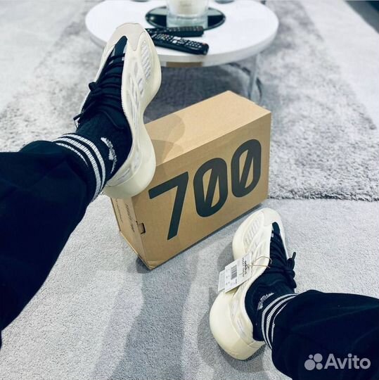 Adidas Yezzy Boost 700 V3 Azael reflective