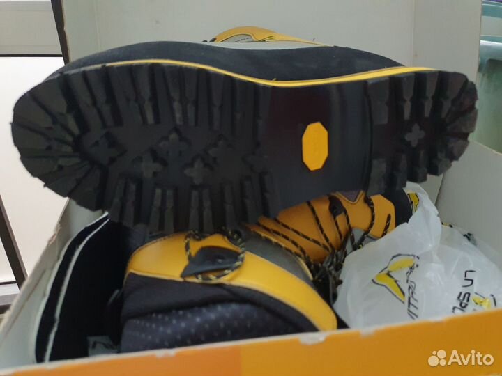 Горные ботинки