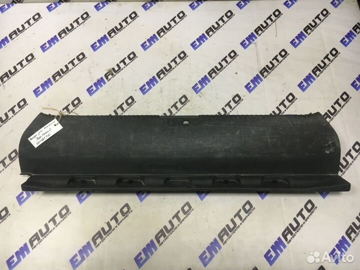 Накладка замка багажника Рено Меган 2