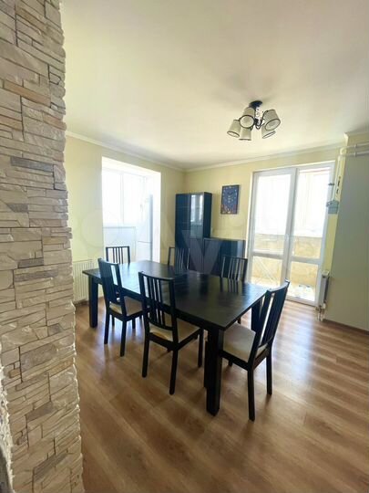 2-к. квартира, 70 м², 6/10 эт.