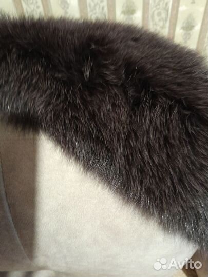 Меховой воротник песец