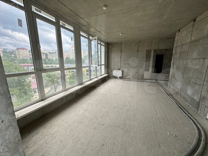 3-к. квартира, 75 м², 8/25 эт.