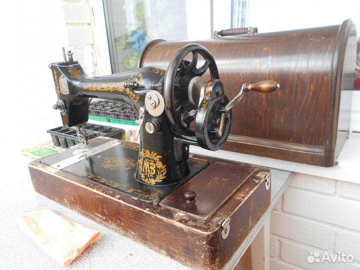 Швейная машинка