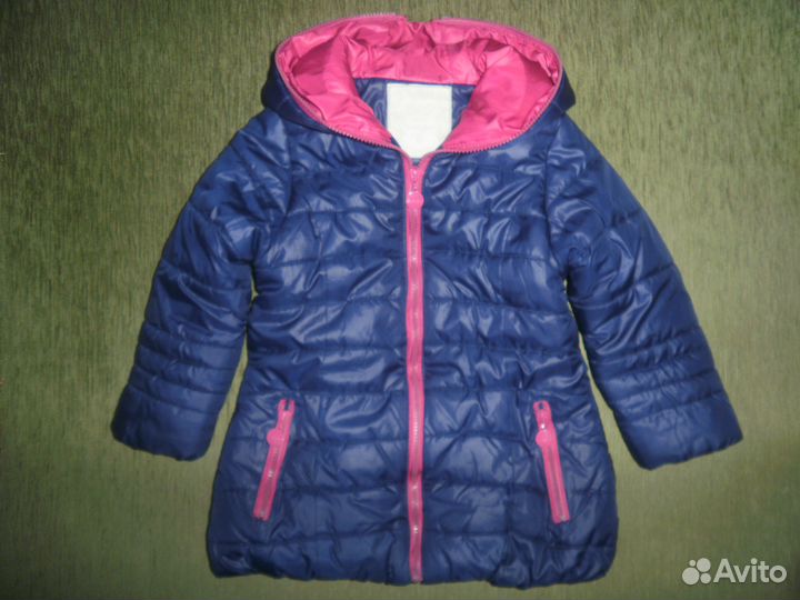Демисезонная куртка для девочки р.104. Венгрия