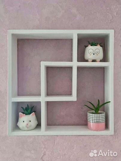 Полка настенная деревянная декоративная